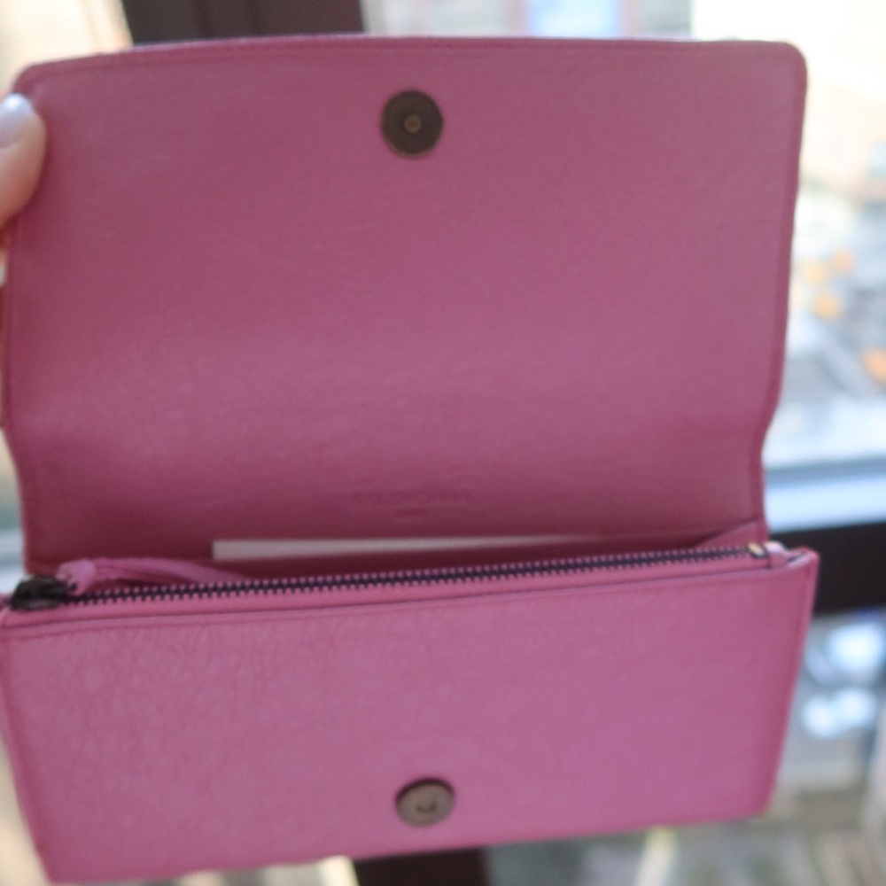 Balenciaga Pink Leather Zip-Front Continental Wallet - NEW - Picture 2 of 3